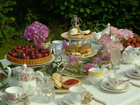 Old English Tea In The Garden English Tea Party Tea Time Table Tea