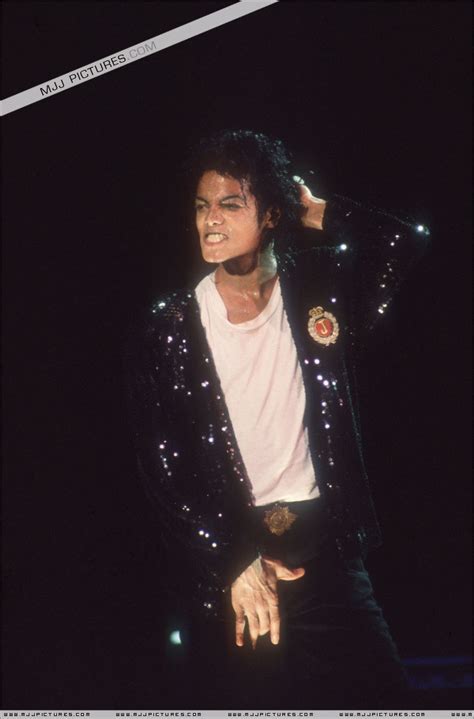 Crotch Grabbing Collection WooHoo Michael Jackson Photo 12121339