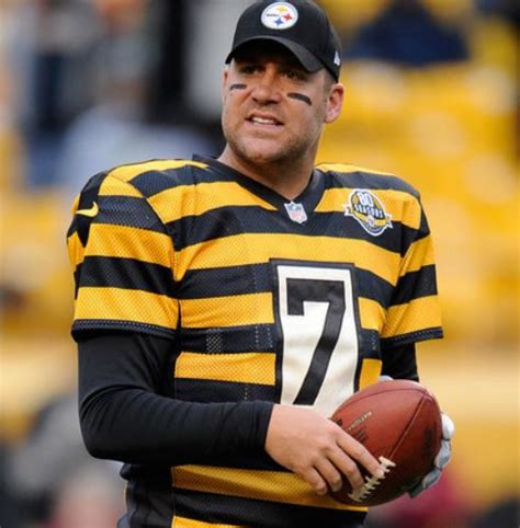 His only source of income is his football career. Ben Roethlisberger Height, Weight, Measurements, Shoe Size ...