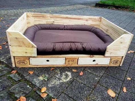 Diy Pallet Dog Bed Design With Drawers 101 Pallets