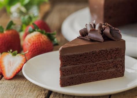 ¡diversión asegurada con nuestros juegos de hacer tartas! Receta de torta de chocolate con betún de chocolate