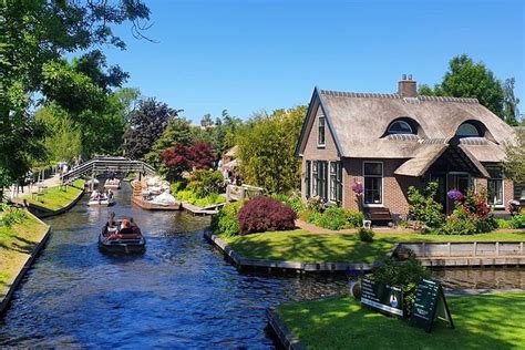 Giethoorn Venice Of The Netherlands Day Trip From Amsterdam With