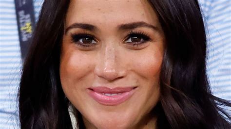 Meghan Markle Surprises In Mini Dress And Bold Red Lipstick On Easter Sunday Fans All Saying