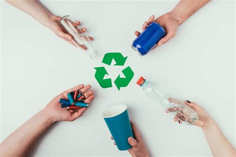 Empreendedores Que Utilizam A Reciclagem E Reaproveitamento De Materiais