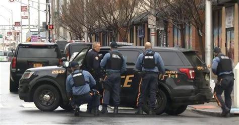 Jersey City Shooting 4 Killed In New Jersey Shooting Including Police Officer