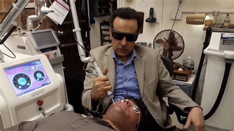 Prof Dr Ikram Ullah Treating With Picoway Laser Youtube