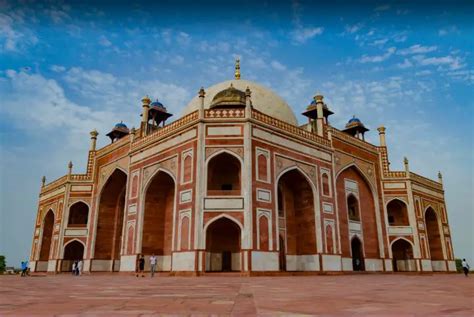The 24 Famous Monuments In Delhi India Most Visited Monuments In Delhi