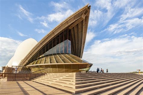 The Sydney Opera House By Jørn Utzon A Masterpiece Of Modern Architecture