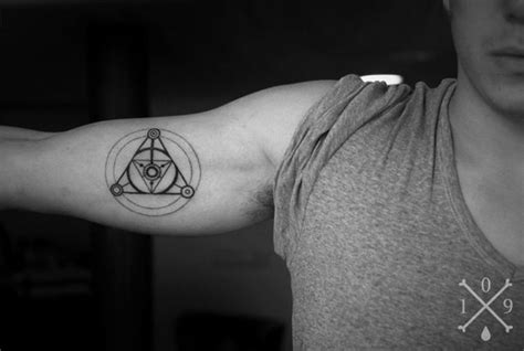 Webmail Ovh Compass Tattoo Tattoos Geometric Tattoo