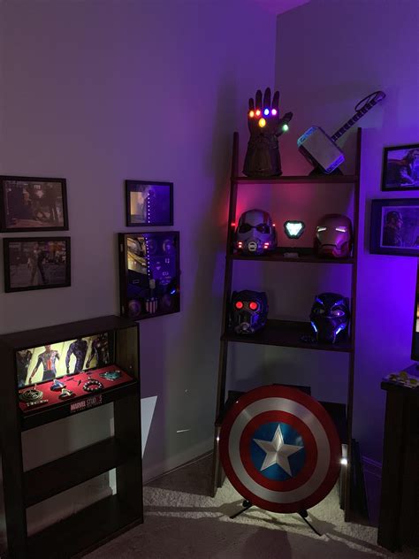 Reddit · Uweshardeniv Marvel Room Avengers Room Marvel Bedroom