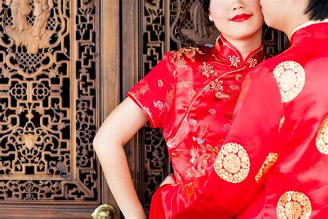 13 Historic And Modern Chinese Wedding Traditions Yeah Weddings