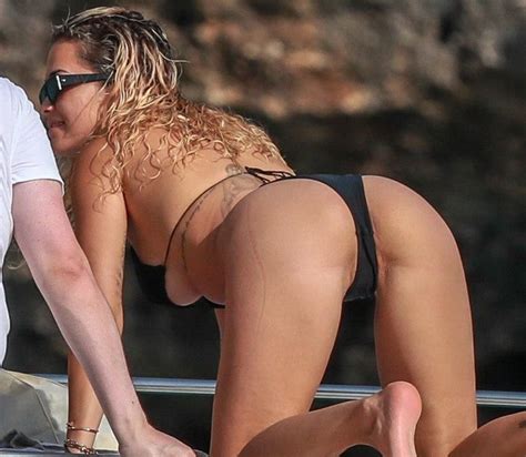 Rita Ora Bikini Cameltoe On A Yacht In Ibiza Hot Sex Picture