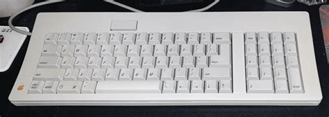 Apple Standard Keyboard M0116