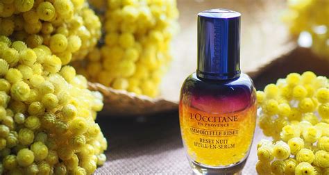 Three potent active ingredients are suspended in an innovative dual textured serum. Review L'Occitane : Immortelle Overnight Reset Oil-in ...