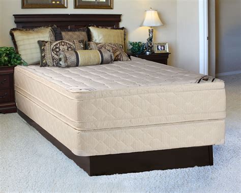 It is made of high gauge steel, polyester, and plastic. Extrapedic Jumbo Pillowtop King Size Mattress and Box ...