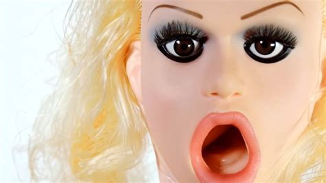 Надувная кукла с вибрацией Кармен Лувана Tlc® Carmen Luvana Cyberskin® On Vimeo