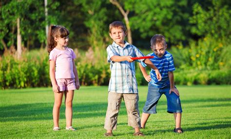 Un ambiente de actividades recreativas puede permitir que los niños aprendan nuevas habilidades en un ambiente seguro y acogedor. 5 actividades recreativas para que los niños se ejerciten ...