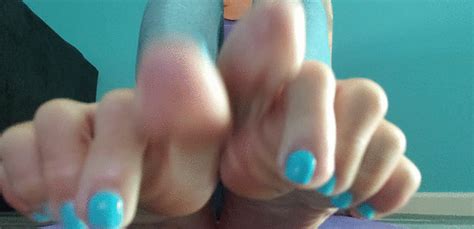 Mile High Mikayla Giantess Mikaylas Toe Popping Yoga