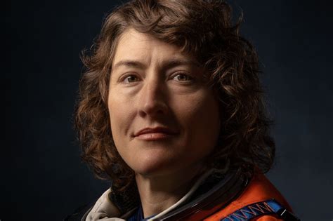 Nasa Astronaut Christina Hammock Koch To Become First Woman To Orbit The Moon