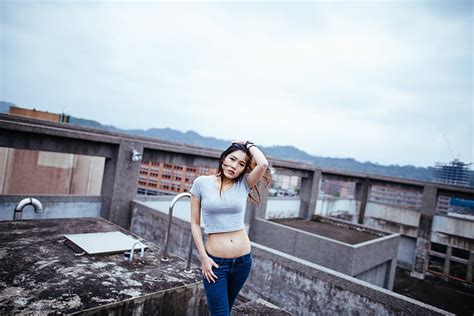 1440x900px Free Download Hd Wallpaper Asian Women Model Rooftops Belly Crop Top Bare