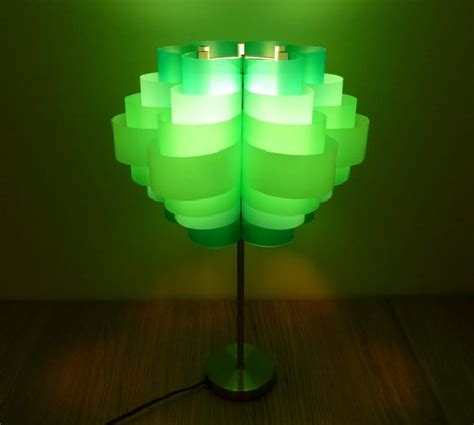 Daisy 12 A Retro Lampshade Made Using Recycled Plastic Bottles Ecofriend