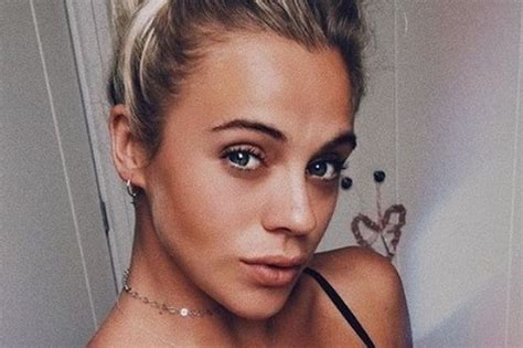 Love Island Star Laura Crane Taken To Hospital With Suspected Deadly