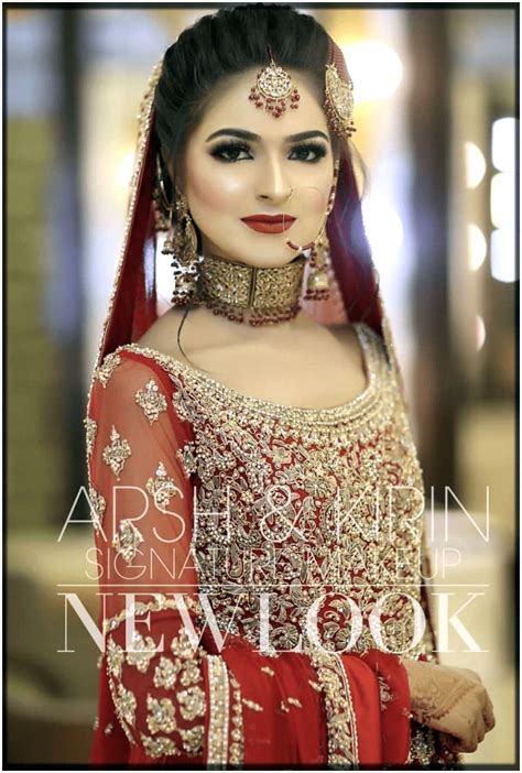 Latest Pakistani Bridal Hairstyles 2021 For Mehndi Barat Pakistani