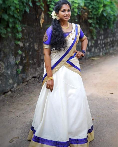 Pin By Haritha Akhi On Saree And Half Saree Beautiful Dresses Short Half Saree Designs