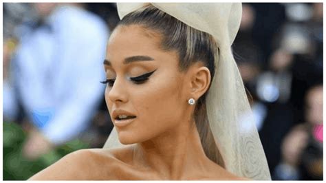 How To Perfect Ariana Grandes Signature Cat Eye