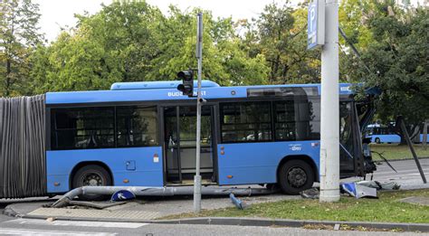 Felháborodtak a veronai buszbaleset túlélői a sofőr levelén, aki tőlük még mindig nem kért bocsánatot. Buszbaleset a fővárosban, sokkos állapotban az utasok ...