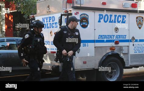 Nypd Emergency Services Unit Esu Response To Incident In The Bronx