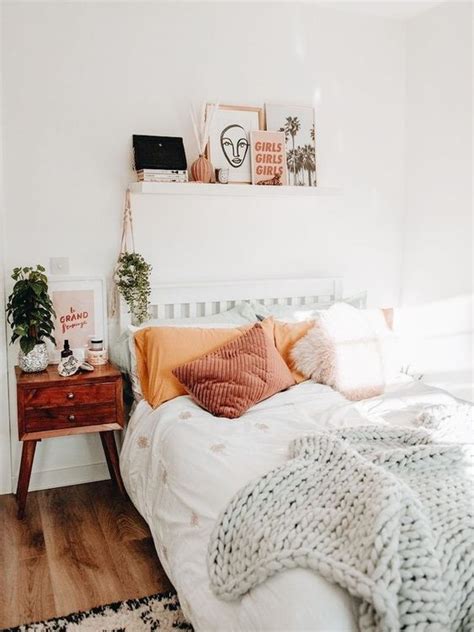 9 Cozy And Boho Bedroom Spaces For 2021 Daily Dream Decor