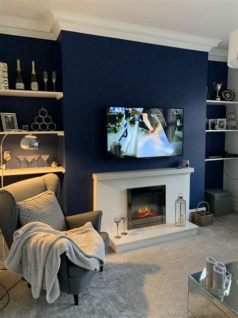 Navy Blue Wall Living Room Ideas Siatkowkatosportmilosci