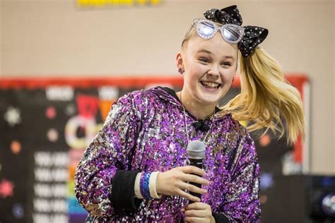 Omahas Jojo Siwa Comes Out As Part Of The Lgbtq Community Music