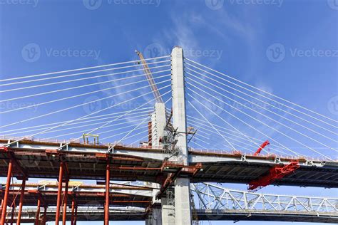 The old and new Goethals Bridge. The Goethals Bridge connects Elizabeth