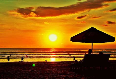 Sunset Di Pantai Kuta Bali Beeewwtindahnya