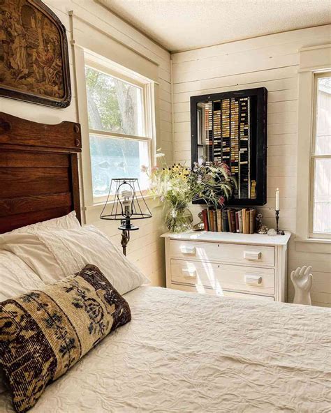 Cottage Bedroom Themes