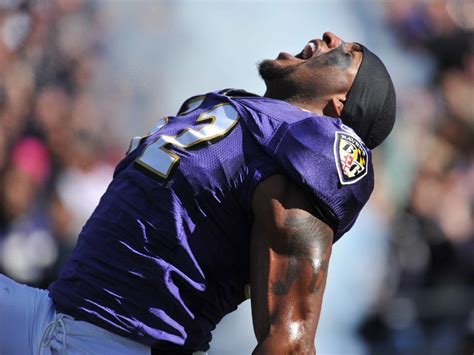 Baltimore Ravens Linebacker Ray Lewis Ray Lewis Football Hall Of