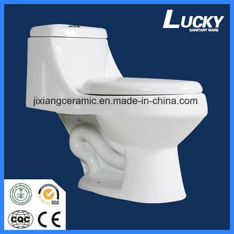 Wc Ceramic Siphonic One Piece Toilet With Sasoce China One Piece