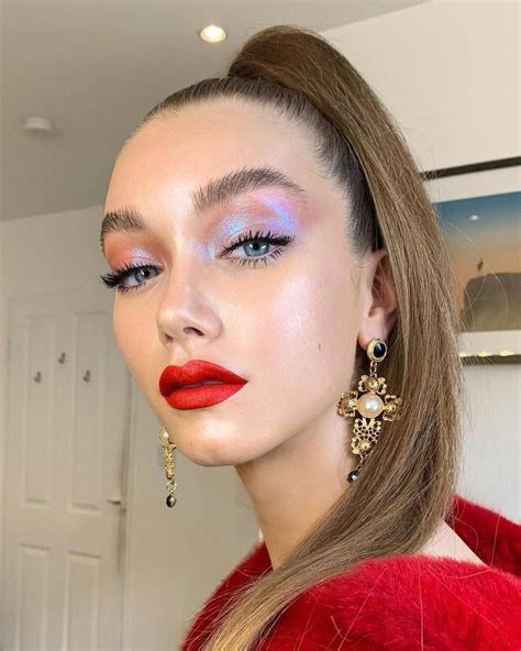 10 Stunning Makeup Looks That You Can Easily Recreate For Prom In 2020
