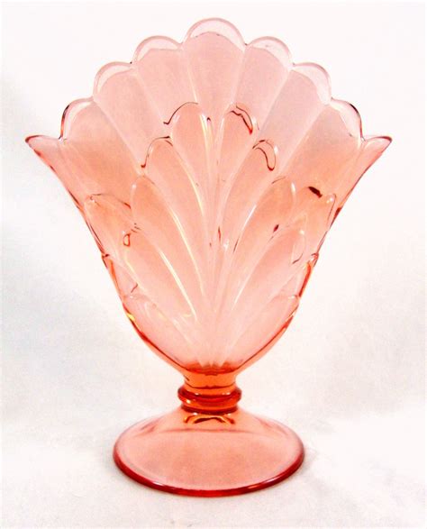 Vintage Pink Depression Glass Fan Vase Ebay