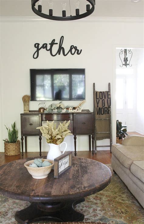 It plays nicely off of the coral tones here's another gorgeous, rustic living room that's initiated by brightness. 21 Best Rustic Living Room Furniture Ideas and Designs for ...