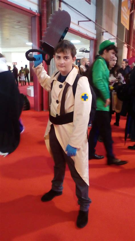 Blu Medic Cosplay I Saw On My First Time Visit To Comic Con Portugal