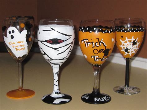 Halloween Wine Glasses My Daughter Painted Halloween Wine Glasses Painting Glassware Hand