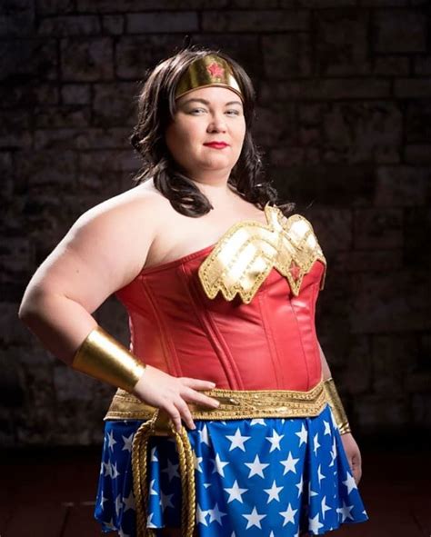 Plus Size Cosplayers You Need To Know Plus Size Cosplay Wonder Woman Artwork Curvy Cosplay