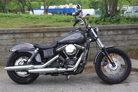 Oggi bitubo è impegnata con successo nei circuiti di wsbk, bsb, civ, cev, idm e molti altri campionati nazionali in tutto il mondo. Harley Davidson Fxdb Street Bob 103 Motorcycles for sale