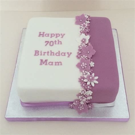 We did not find results for: Two tone purple 70th birthday cake