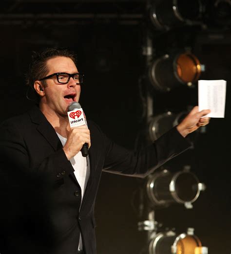 Bobby bones acquired married to caitlin parker at their dwelling in nashville on july 17 the place he wore a customized go well with by by alton lane. DWTS Alum Bobby Bones Proposed to His Girlfriend Caitlin ...