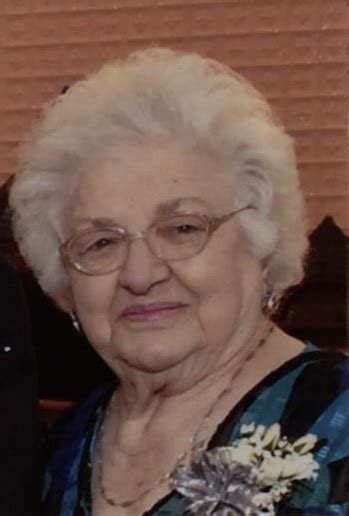 Obituary Of Beatrice Bergonzi Demarco Luisi Funeral Home In Vin