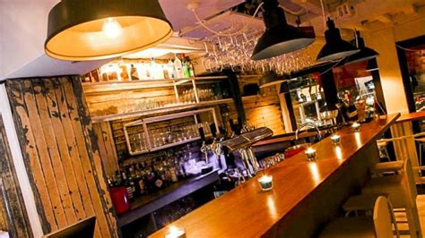 Indeed, if the actors took their scripts, threw them into the air, picked up the pages and performed them in their new order, act. POP-UP Sablon in Brussels - Restaurant Reviews, Menu and ...